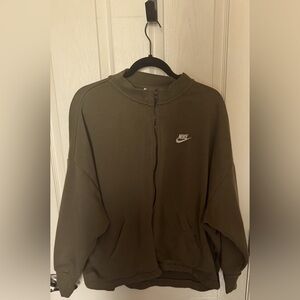 Oversized Nike Olive Green Zip-Up Jacket
